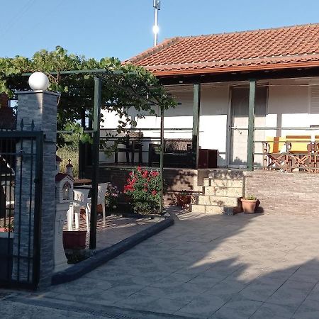 Haus Vila Nea Kallikrateia Exterior foto